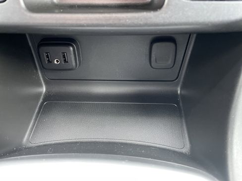 Used 2021 Chevrolet Colorado LT w/ Safety Package image 32