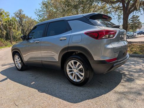 Used 2023 Chevrolet TrailBlazer LS image 6