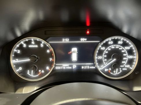 Used 2025 Mitsubishi Outlander AWD image 11