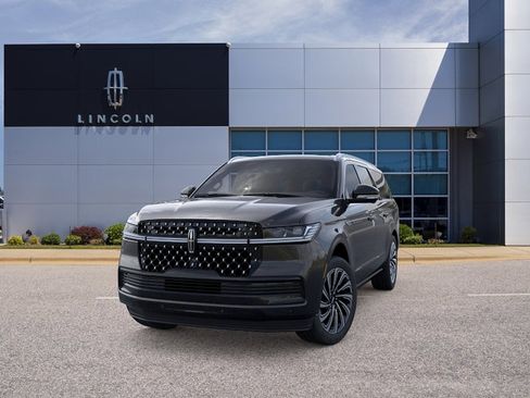 New 2026 Lincoln Navigator L Black Label AWD/4WD image 2