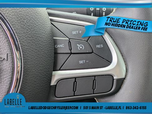 Used 2021 Jeep Compass Latitude FWD image 23