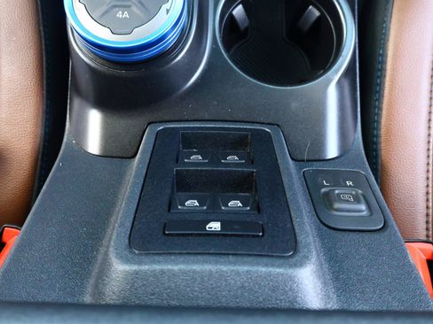 Used 2022 Ford Bronco Outer Banks w/ Sasquatch Package AWD/4WD image 25