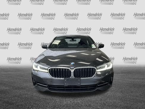 Used 2021 BMW 530i w/ Premium Package image 3
