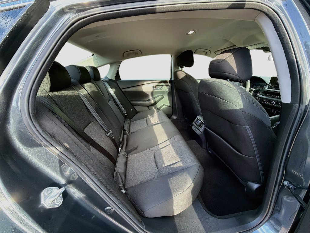 Used 2025 Honda Accord LX image 28