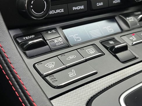 Used 2022 Porsche 718 Boxster GTS image 17