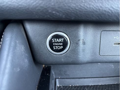 Certified 2023 Nissan Rogue SL w/ SL Premium Package image 18