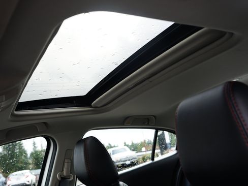 Used 2016 MAZDA MAZDA3 i Grand Touring image 17