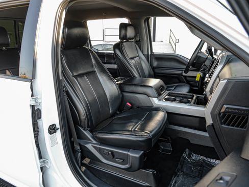 Used 2020 Ford F350 Lariat w/ Lariat Value Package AWD/4WD image 39