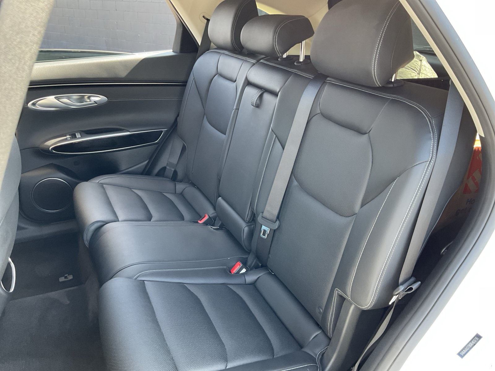 Used 2024 Genesis GV70 2.5T AWD/4WD image 19