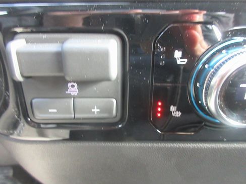 New 2026 GMC Sierra 1500 Elevation image 18