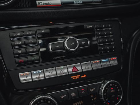 Used 2015 Mercedes-Benz SL 63 AMG image 63