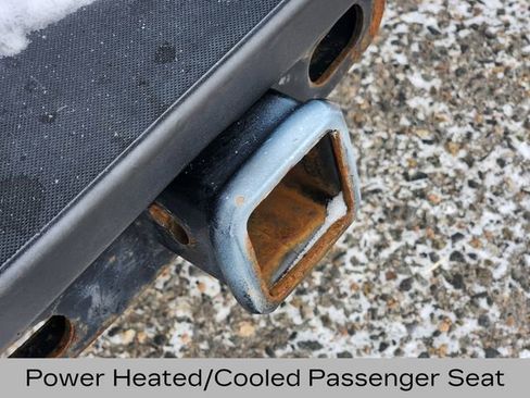 Used 2018 Ford F350 Lariat w/ Chrome Package image 21