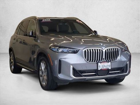 Used 2024 BMW X5 xDrive40i image 3