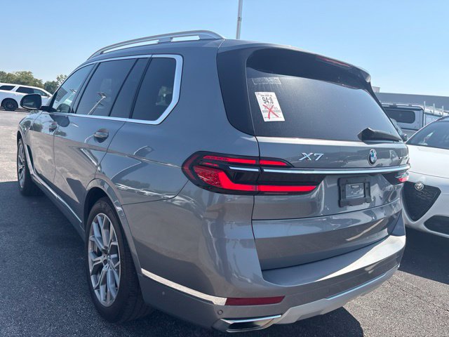 Used 2024 BMW X7 xDrive40i w/ Premium Package AWD/4WD image 19