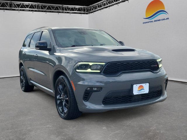 Used 2023 Dodge Durango GT RWD image 3