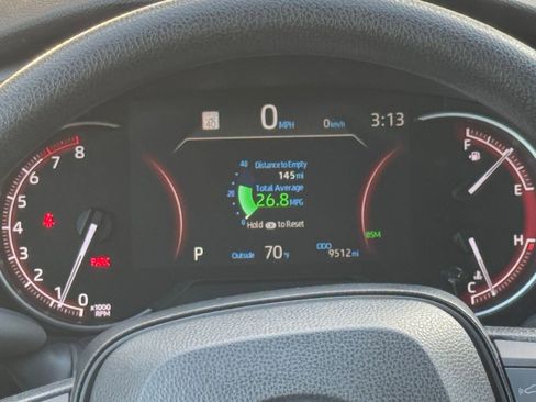 Used 2025 Toyota RAV4 XLE image 42