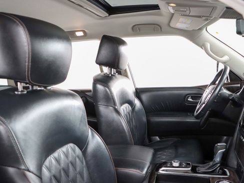 Used 2022 Nissan Armada Platinum image 30