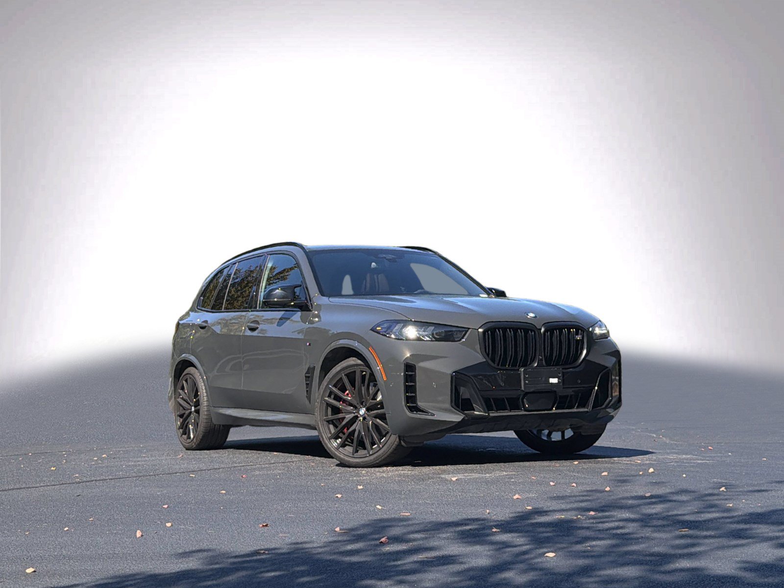 Used 2026 BMW X5 M60i AWD/4WD image 2