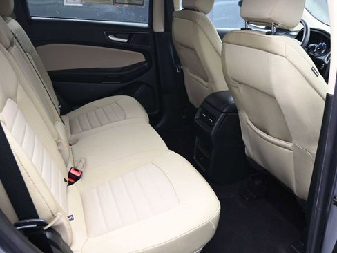 Used 2023 Ford Edge SE AWD/4WD image 18