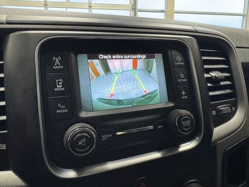 Used 2015 RAM 1500 Express image 28