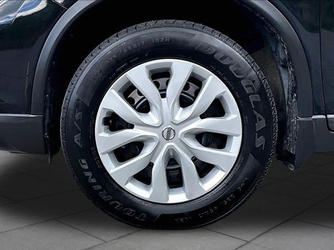 Used 2020 Nissan Rogue S AWD/4WD image 11