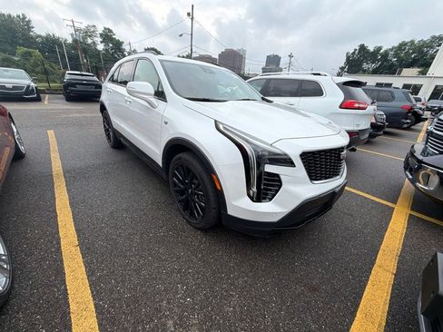 Used 2022 Cadillac XT4 Sport w/ LPO, Onyx Lite Package AWD/4WD image 5