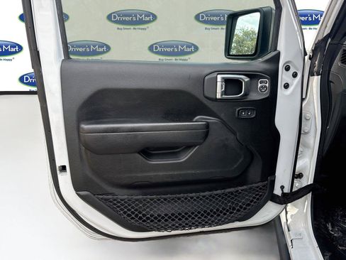 Used 2024 Jeep Wrangler Unlimited Rubicon 4xe AWD/4WD image 20
