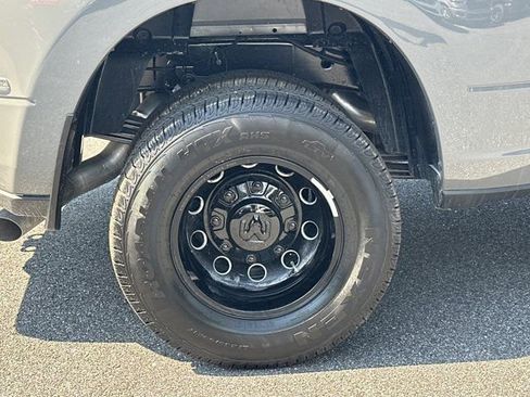 New 2026 RAM 3500 Laramie AWD/4WD image 16