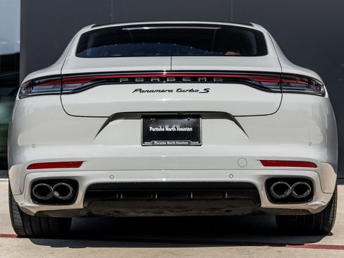 Used 2023 Porsche Panamera Turbo S Executive image 10