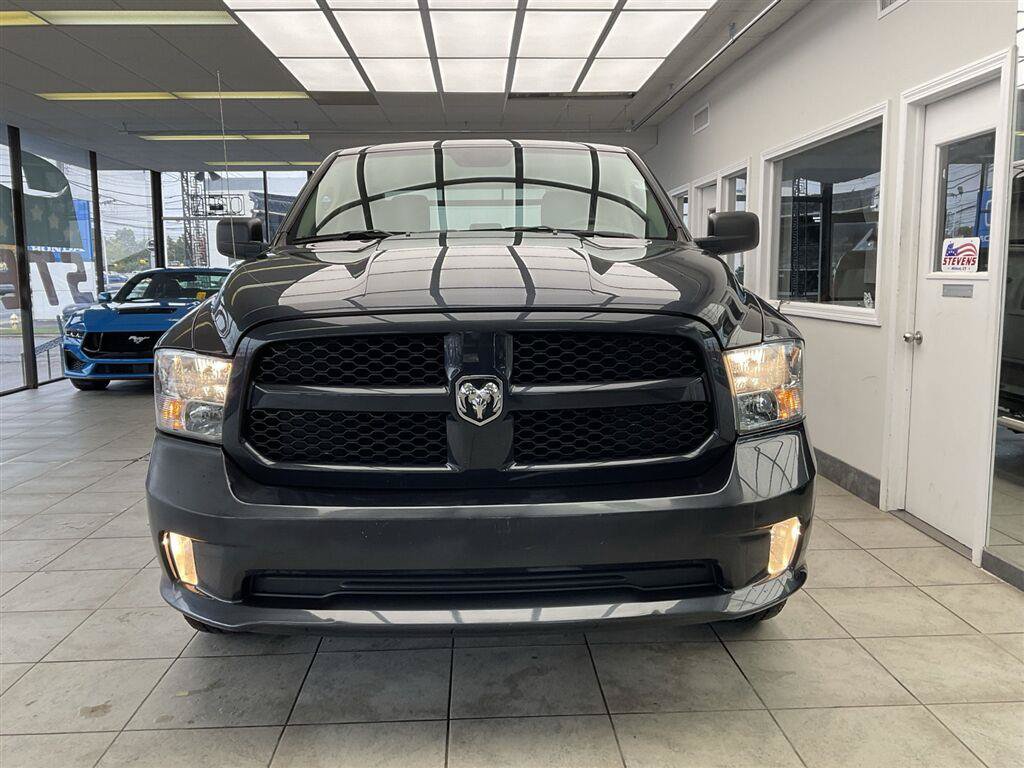 Used 2018 RAM 1500 Express w/ Express Value Package AWD/4WD image 2