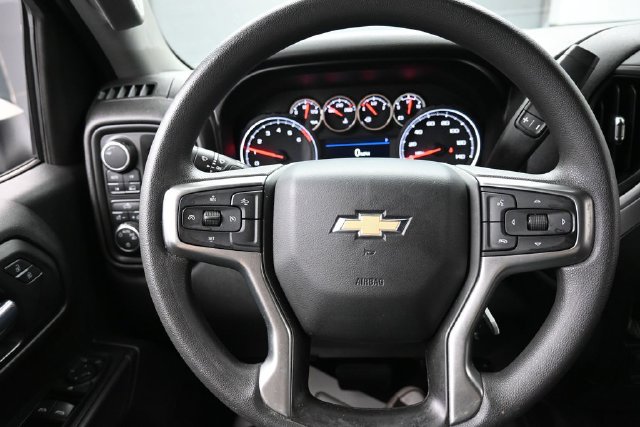 Used 2021 Chevrolet Silverado 1500 Custom w/ Custom Max Trailering Package AWD/4WD image 8
