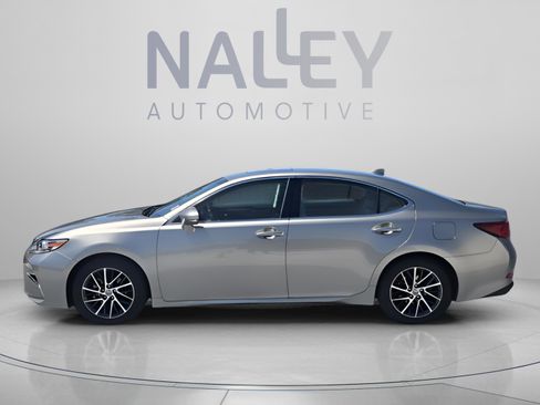 Used 2017 Lexus ES 350 image 2