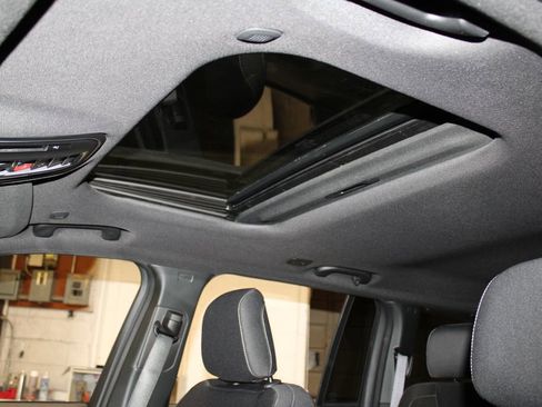 New 2025 Jeep Grand Cherokee Laredo X w/ Luxury Tech Group I image 24