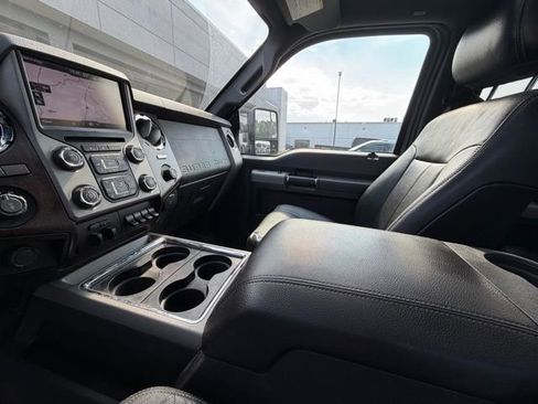 Used 2013 Ford F250 Lariat w/ Lariat Ultimate Pkg image 16