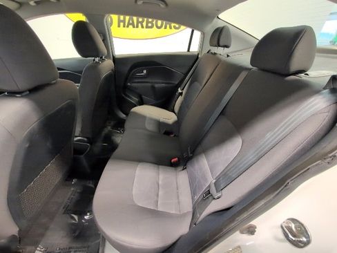 Used 2016 Kia Rio LX image 23