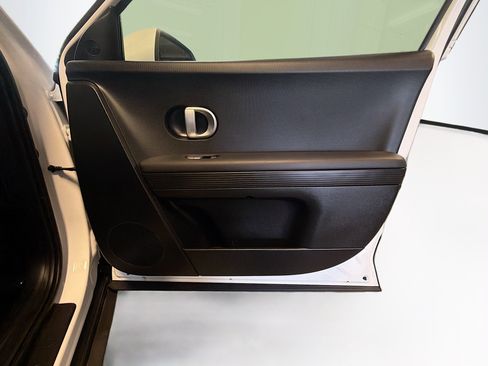 Used 2024 Hyundai Ioniq 5 SEL AWD/4WD image 34