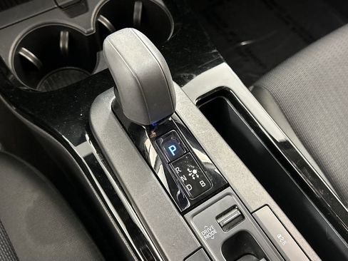 Used 2024 Toyota Prius LE image 15