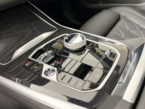 New 2026 BMW X5 xDrive40i w/ Executive Package image 16