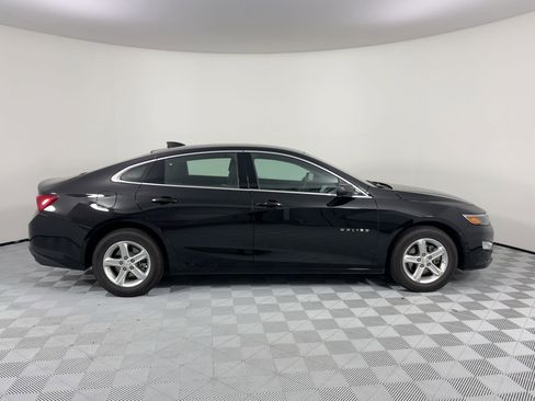 Used 2024 Chevrolet Malibu LT image 8