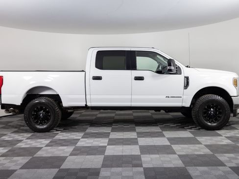 Used 2019 Ford F250 XLT image 9