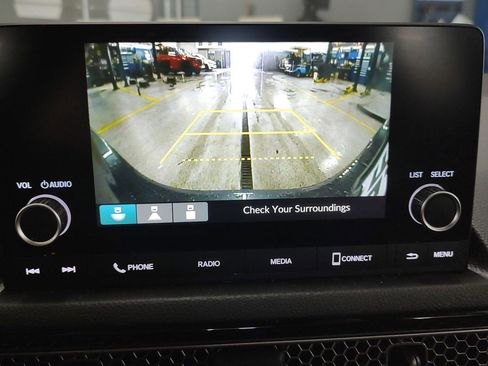 Used 2024 Honda Civic EX-L image 7