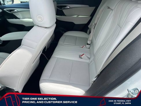 Used 2025 Buick Envision Avenir AWD/4WD image 11