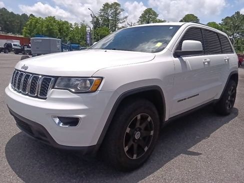 Used 2017 Jeep Grand Cherokee Laredo w/ Quick Order Package 2BE RWD image 7