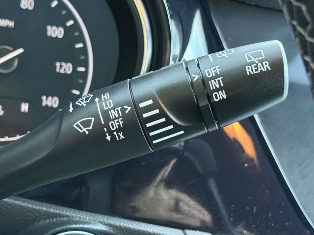 Used 2023 Buick Encore GX Select AWD/4WD image 23