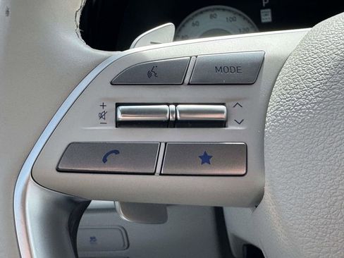 Used 2024 Hyundai Palisade Calligraphy image 17