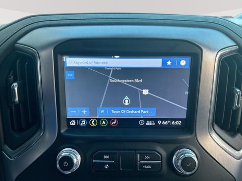Used 2020 GMC Sierra 1500 SLT w/ SLT Premium Plus Package AWD/4WD image 17