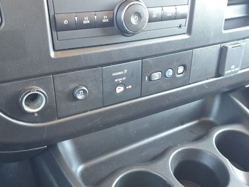 Used 2024 GMC Savana 2500 w/ Driver Convenience Package image 20