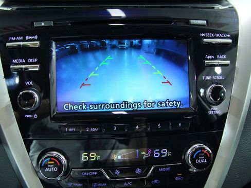 Used 2016 Nissan Murano S AWD/4WD image 12