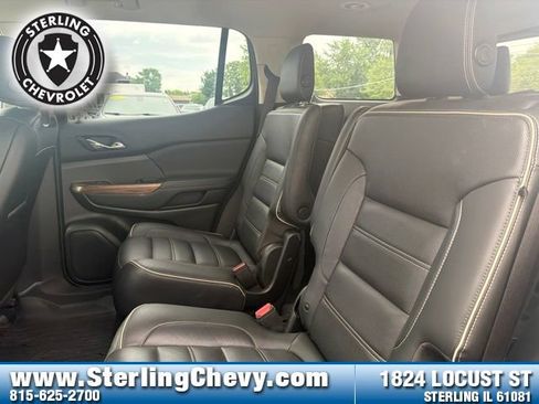 Used 2019 GMC Acadia Denali w/ GMC Pro Grade Package AWD/4WD image 14