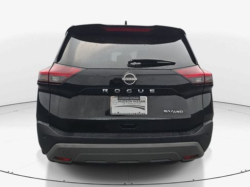 Used 2023 Nissan Rogue SV image 6